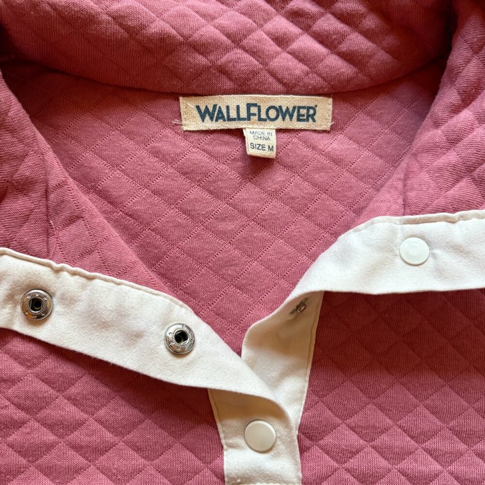 Rose Quilted Sweater - Picture 4 of 4